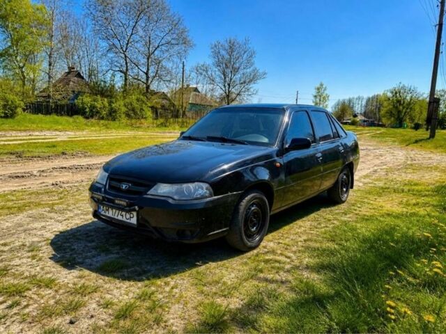 Чорний Деу Нексія, об'ємом двигуна 1.5 л та пробігом 362 тис. км за 2008 $, фото 1 на Automoto.ua