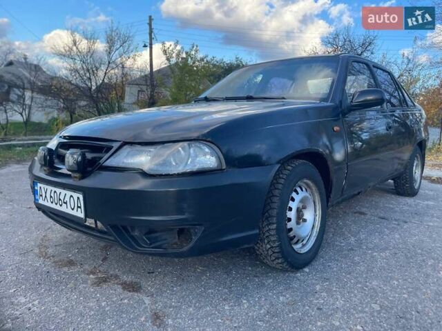 Деу Нексія 2011 у Змиеве на Automoto.ua Чорний Деу Нексія, об'ємом двигуна 1.5 л та пробігом 248 тис. км за 1100 $, фото 1 на Automoto.ua