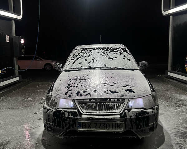 Чорний Деу Нексія, об'ємом двигуна 1.6 л та пробігом 201 тис. км за 1599 $, фото 1 на Automoto.ua