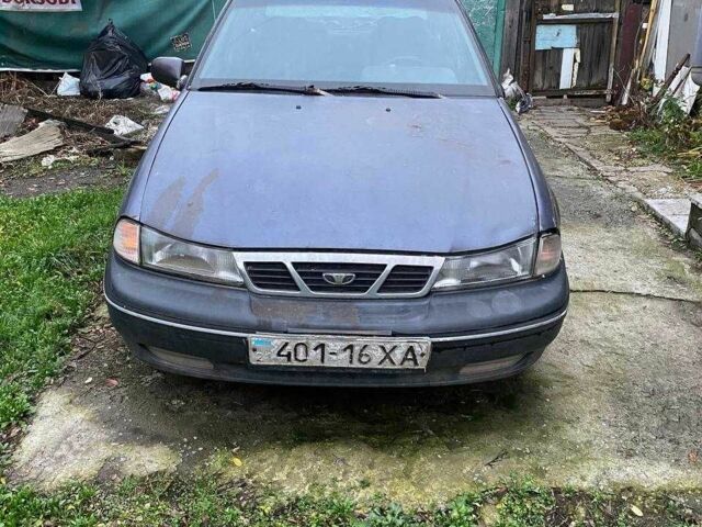 Фиолетовый Дэу Нексия, объемом двигателя 0 л и пробегом 360 тыс. км за 400 $, фото 1 на Automoto.ua