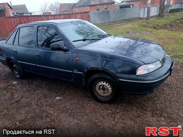 Фиолетовый Дэу Нексия, объемом двигателя 1.5 л и пробегом 0 тыс. км за 1300 $, фото 1 на Automoto.ua