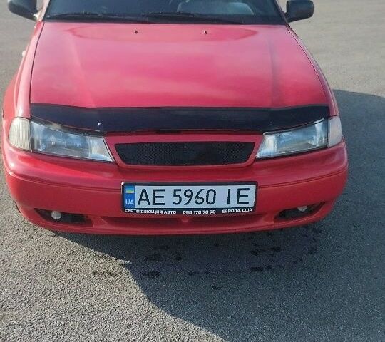 Червоний Деу Нексія, об'ємом двигуна 1.5 л та пробігом 300 тис. км за 1400 $, фото 1 на Automoto.ua