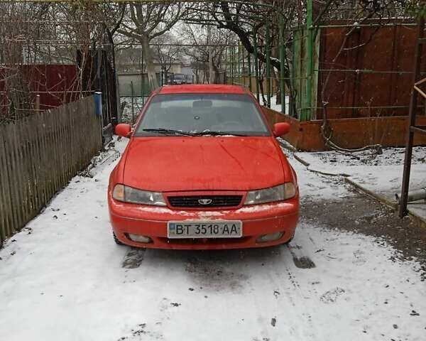 Красный Дэу Нексия, объемом двигателя 1.59 л и пробегом 999 тыс. км за 1500 $, фото 1 на Automoto.ua