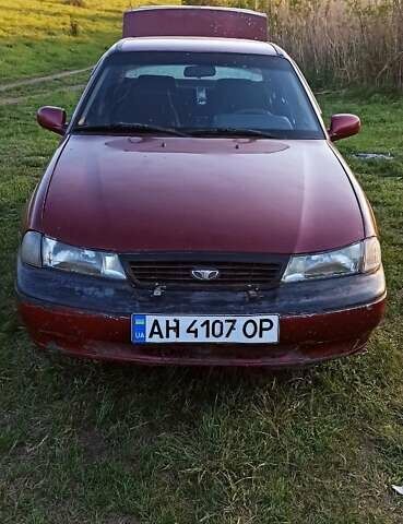 Красный Дэу Нексия, объемом двигателя 1.5 л и пробегом 1 тыс. км за 1150 $, фото 1 на Automoto.ua