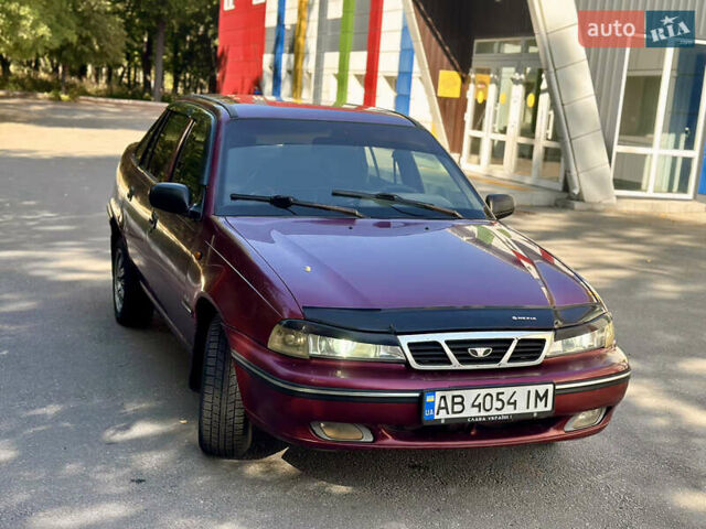 Красный Дэу Нексия, объемом двигателя 1.5 л и пробегом 140 тыс. км за 1350 $, фото 1 на Automoto.ua