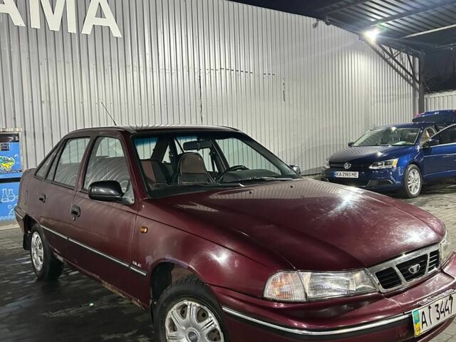 Красный Дэу Нексия, объемом двигателя 1.5 л и пробегом 150 тыс. км за 999 $, фото 1 на Automoto.ua