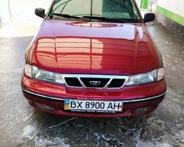Красный Дэу Нексия, объемом двигателя 1.5 л и пробегом 181 тыс. км за 2200 $, фото 1 на Automoto.ua
