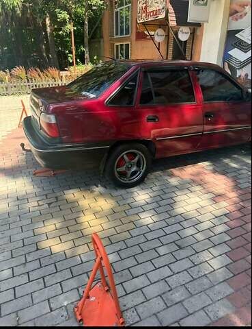 Червоний Деу Нексія, об'ємом двигуна 1.5 л та пробігом 158 тис. км за 1850 $, фото 1 на Automoto.ua