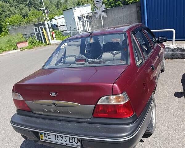 Червоний Деу Нексія, об'ємом двигуна 1.5 л та пробігом 210 тис. км за 2000 $, фото 1 на Automoto.ua