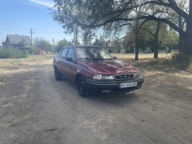 Червоний Деу Нексія, об'ємом двигуна 1.5 л та пробігом 1000 тис. км за 798 $, фото 1 на Automoto.ua