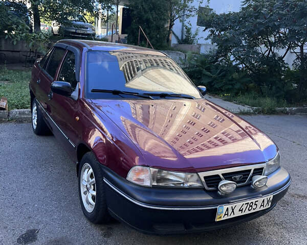 Красный Дэу Нексия, объемом двигателя 1.5 л и пробегом 154 тыс. км за 3200 $, фото 1 на Automoto.ua