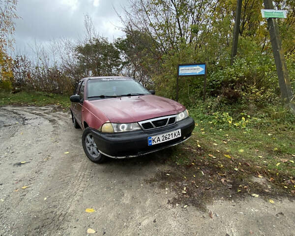 Деу Нексія 2007 у Києві на Automoto.ua Червоний Деу Нексія, об'ємом двигуна 1.6 л та пробігом 30 тис. км за 800 $, фото 1 на Automoto.ua