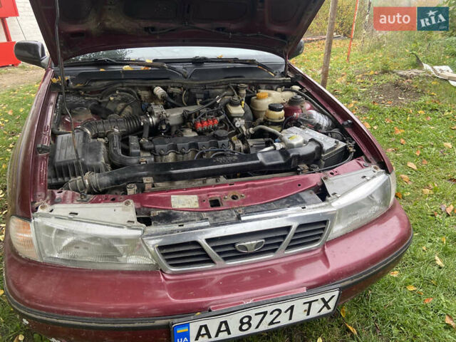Дэу Нексия 2007 в Могилев-Подольском на Automoto.ua Красный Дэу Нексия, объемом двигателя 1.5 л и пробегом 200 тыс. км за 800 $, фото 1 на Automoto.ua