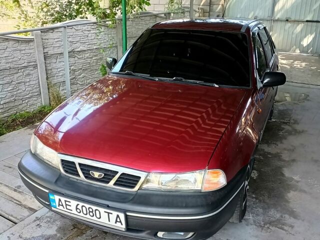 Красный Дэу Нексия, объемом двигателя 1.5 л и пробегом 114 тыс. км за 2500 $, фото 1 на Automoto.ua