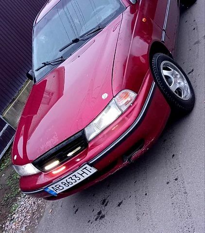 Червоний Деу Нексія, об'ємом двигуна 1.5 л та пробігом 88 тис. км за 1350 $, фото 1 на Automoto.ua