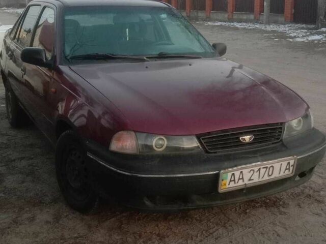 Красный Дэу Нексия, объемом двигателя 0 л и пробегом 504 тыс. км за 1100 $, фото 1 на Automoto.ua