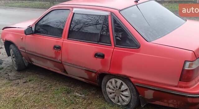Красный Дэу Нексия, объемом двигателя 1.5 л и пробегом 279 тыс. км за 750 $, фото 1 на Automoto.ua