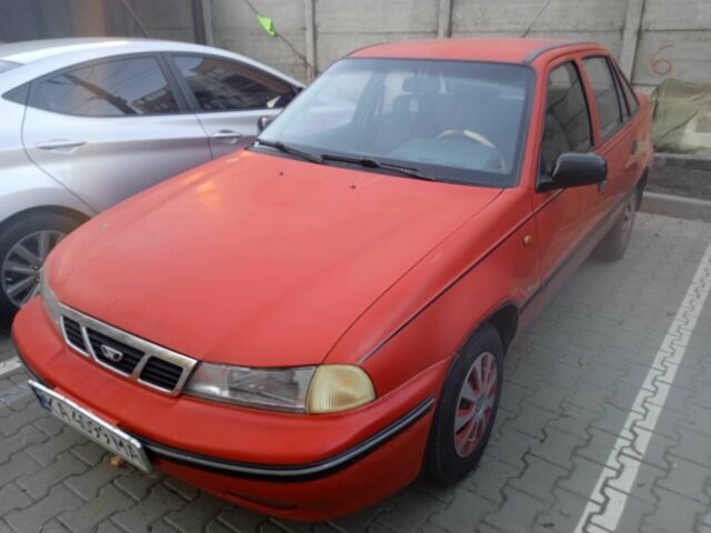 Червоний Деу Нексія, об'ємом двигуна 1.5 л та пробігом 170 тис. км за 1300 $, фото 1 на Automoto.ua