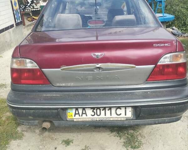 Червоний Деу Нексія, об'ємом двигуна 1.5 л та пробігом 200 тис. км за 2500 $, фото 1 на Automoto.ua