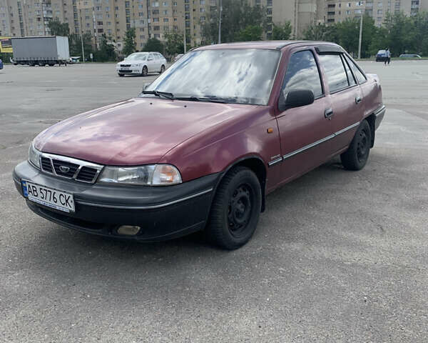 Красный Дэу Нексия, объемом двигателя 1.5 л и пробегом 179 тыс. км за 1500 $, фото 1 на Automoto.ua