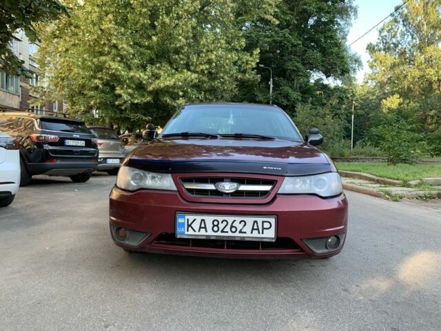 Дэу Нексия 2008 в Киеве на Automoto.ua Красный Дэу Нексия, объемом двигателя 1.5 л и пробегом 158 тыс. км за 2500 $, фото 1 на Automoto.ua