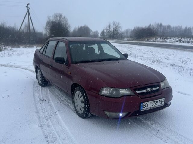 Червоний Деу Нексія, об'ємом двигуна 1.5 л та пробігом 213 тис. км за 1800 $, фото 1 на Automoto.ua