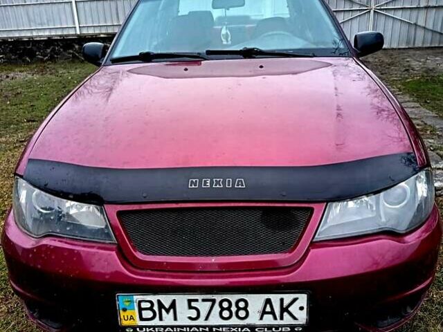 Красный Дэу Нексия, объемом двигателя 1.5 л и пробегом 180 тыс. км за 2300 $, фото 1 на Automoto.ua