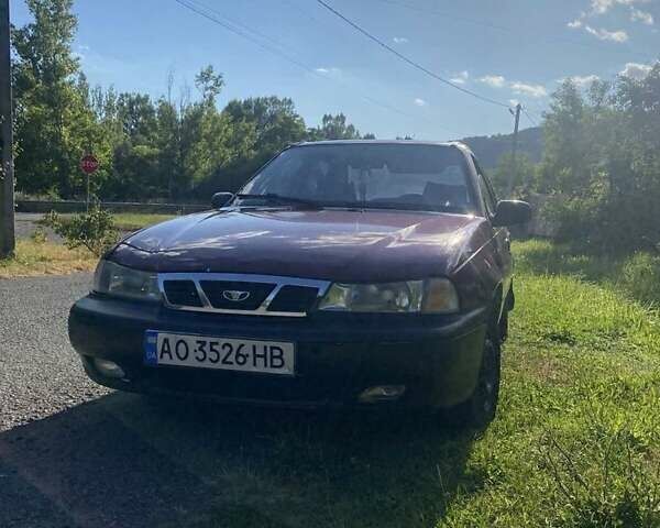 Красный Дэу Нексия, объемом двигателя 1.5 л и пробегом 110 тыс. км за 1300 $, фото 1 на Automoto.ua