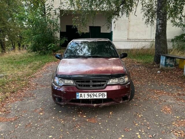 Червоний Деу Нексія, об'ємом двигуна 1.6 л та пробігом 380 тис. км за 1301 $, фото 1 на Automoto.ua