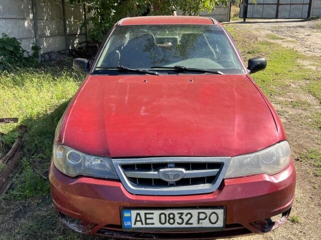 Красный Дэу Нексия, объемом двигателя 1.5 л и пробегом 290 тыс. км за 1500 $, фото 1 на Automoto.ua