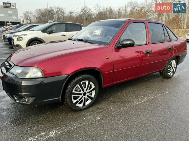 Червоний Деу Нексія, об'ємом двигуна 1.5 л та пробігом 80 тис. км за 2700 $, фото 1 на Automoto.ua