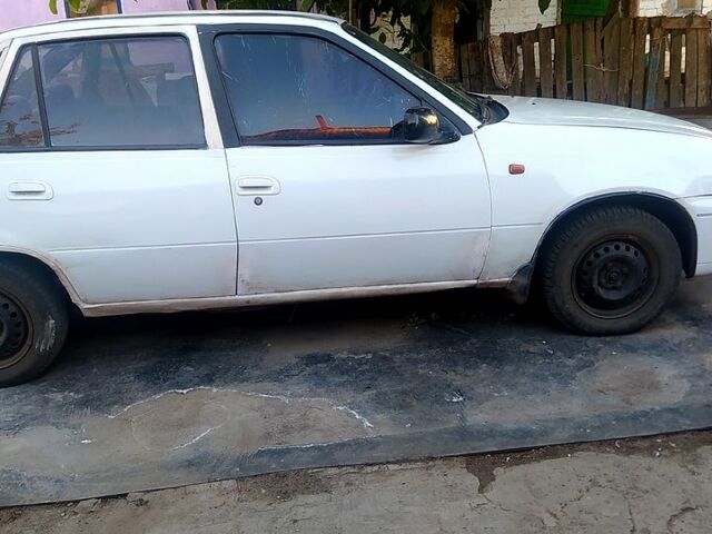 Дэу Нексия 1995 в Каменское - Днепродзержинск на Automoto.ua Дэу Нексия, объемом двигателя 1.5 л и пробегом 189 тыс. км за 1500 $, фото 1 на Automoto.ua