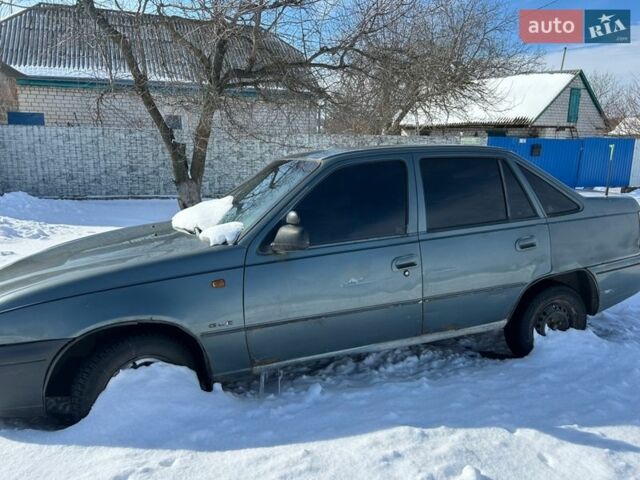Дэу Нексия, объемом двигателя 1.5 л и пробегом 220 тыс. км за 1000 $, фото 1 на Automoto.ua