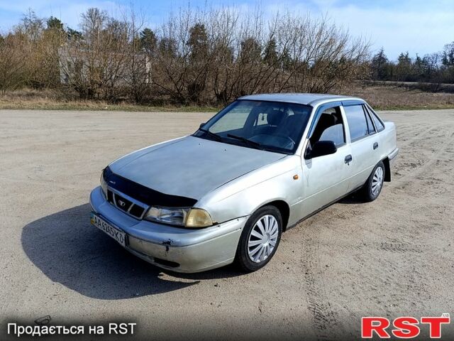 Дэу Нексия, объемом двигателя 15 л и пробегом 270 тыс. км за 850 $, фото 1 на Automoto.ua
