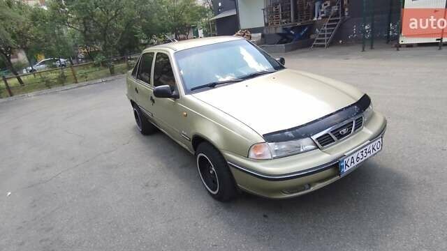 Дэу Нексия, объемом двигателя 1.5 л и пробегом 300 тыс. км за 1200 $, фото 1 на Automoto.ua