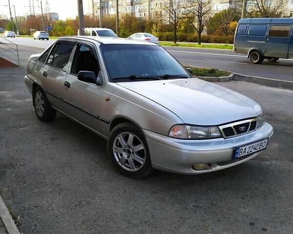 Деу Нексія, об'ємом двигуна 1.5 л та пробігом 100 тис. км за 2500 $, фото 1 на Automoto.ua