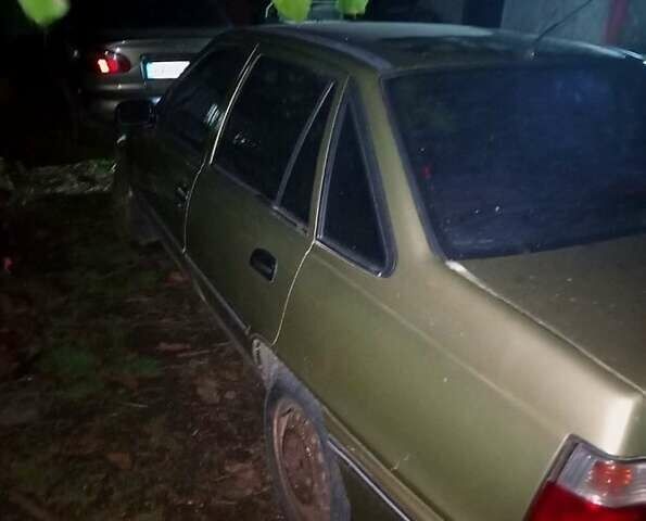 Деу Нексія, об'ємом двигуна 1.6 л та пробігом 500 тис. км за 1300 $, фото 1 на Automoto.ua
