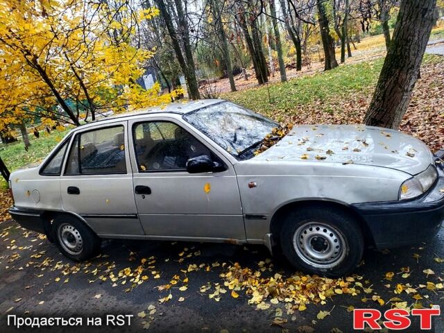 Дэу Нексия, объемом двигателя 1.5 л и пробегом 176 тыс. км за 1500 $, фото 1 на Automoto.ua