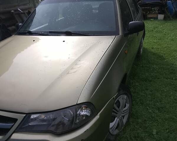 Дэу Нексия, объемом двигателя 1.5 л и пробегом 333 тыс. км за 1500 $, фото 1 на Automoto.ua