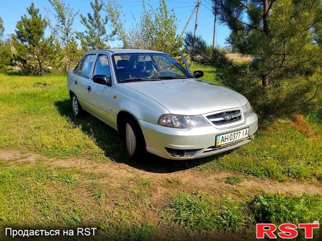 Деу Нексія, об'ємом двигуна 1.5 л та пробігом 48 тис. км за 2000 $, фото 1 на Automoto.ua