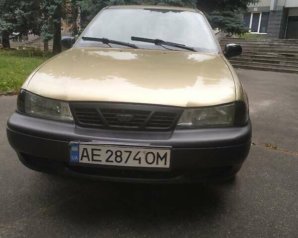 Жовтий Деу Нексія, об'ємом двигуна 1.5 л та пробігом 150 тис. км за 3000 $, фото 1 на Automoto.ua