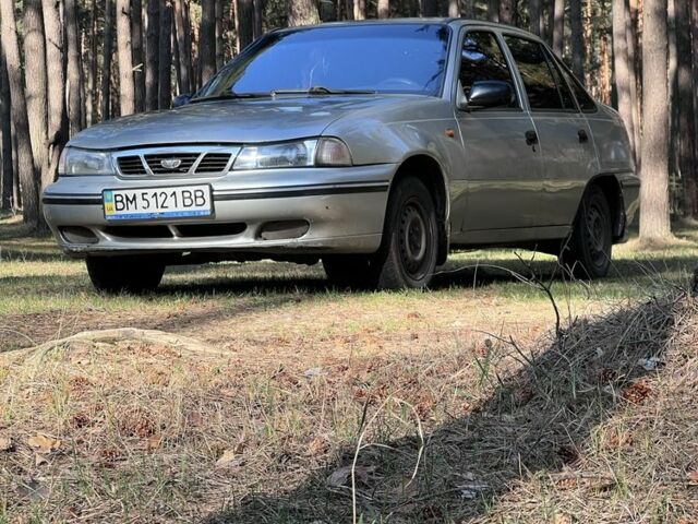 Серый Дэу Нексия, объемом двигателя 1.5 л и пробегом 150 тыс. км за 880 $, фото 1 на Automoto.ua