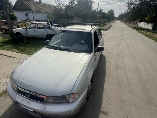 Серый Дэу Нексия, объемом двигателя 1.5 л и пробегом 150 тыс. км за 850 $, фото 1 на Automoto.ua