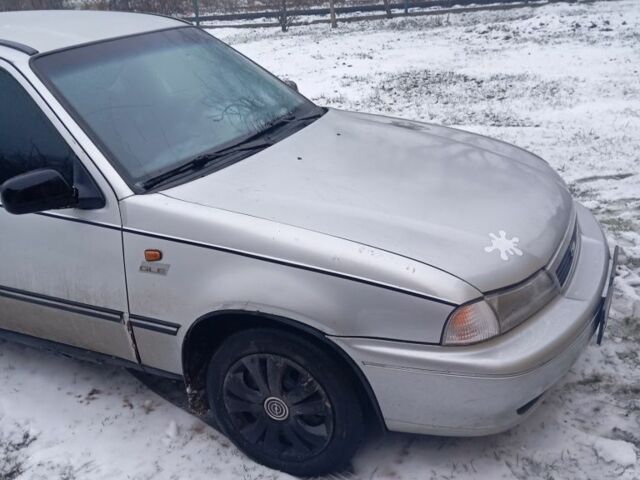 Сірий Деу Нексія, об'ємом двигуна 1.5 л та пробігом 300 тис. км за 700 $, фото 1 на Automoto.ua