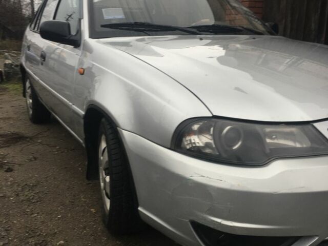 Сірий Деу Нексія, об'ємом двигуна 1.5 л та пробігом 120 тис. км за 2500 $, фото 1 на Automoto.ua