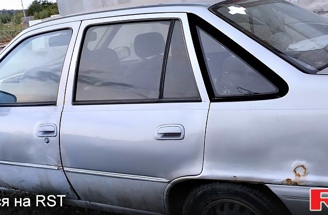 Серый Дэу Нексия, объемом двигателя 1.6 л и пробегом 0 тыс. км за 600 $, фото 1 на Automoto.ua