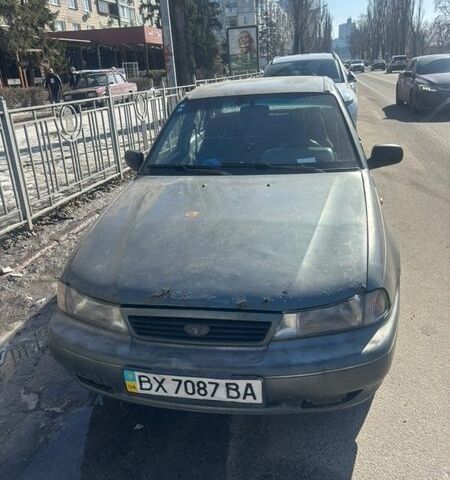 Серый Дэу Нексия, объемом двигателя 1.5 л и пробегом 300 тыс. км за 1000 $, фото 1 на Automoto.ua