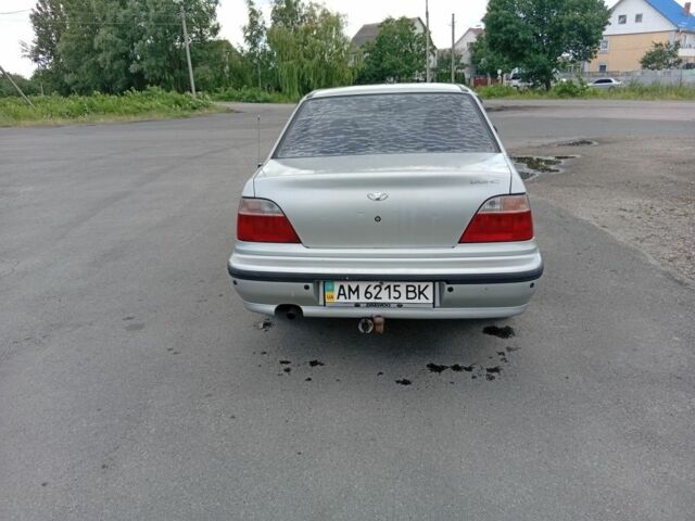 Серый Дэу Нексия, объемом двигателя 1.5 л и пробегом 260 тыс. км за 1600 $, фото 1 на Automoto.ua