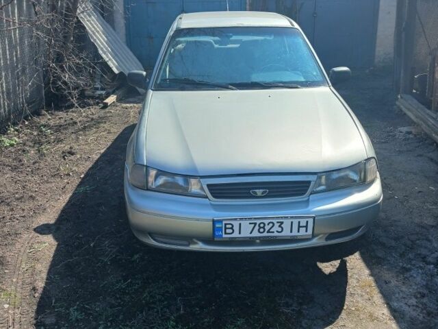 Серый Дэу Нексия, объемом двигателя 1.5 л и пробегом 400 тыс. км за 1000 $, фото 1 на Automoto.ua