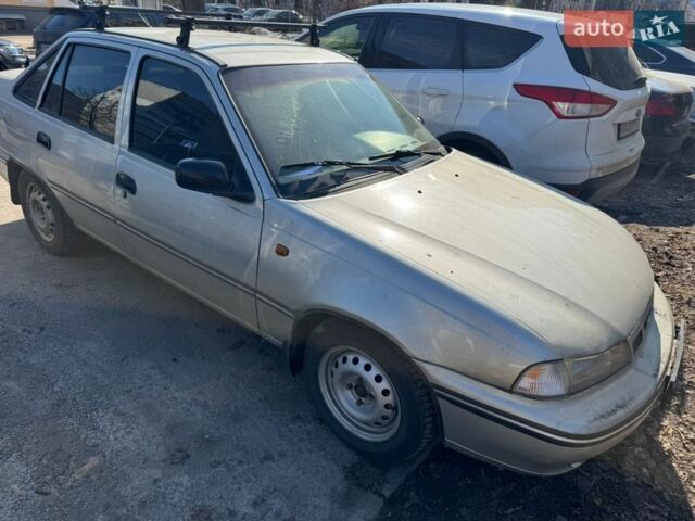 Серый Дэу Нексия, объемом двигателя 1.5 л и пробегом 200 тыс. км за 1900 $, фото 1 на Automoto.ua